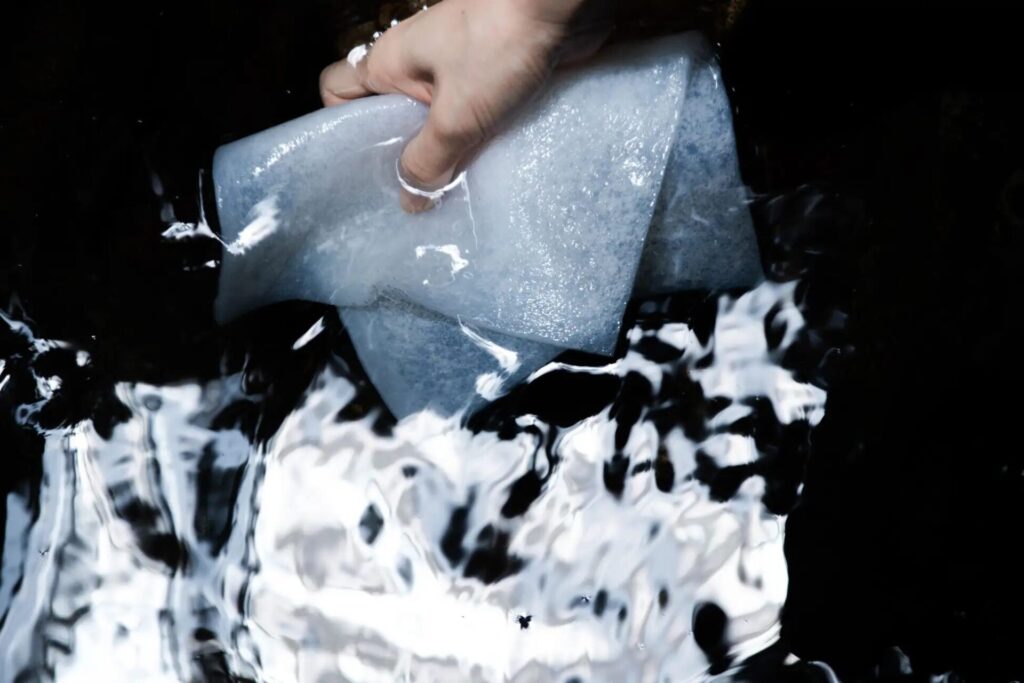 KONJAC_KONNYAKUTOWEL_EXCEPTIONALLY_LOW_FRICTION