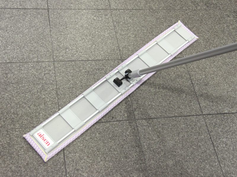 Light-Sweep DRY Mop