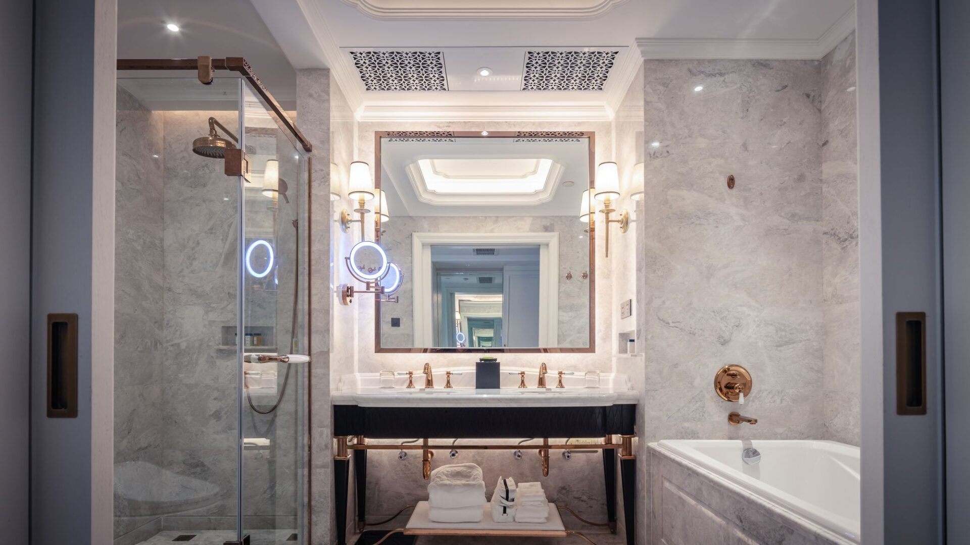 Bright, refined hotel bathroom interior - boutique hotel amenity sets