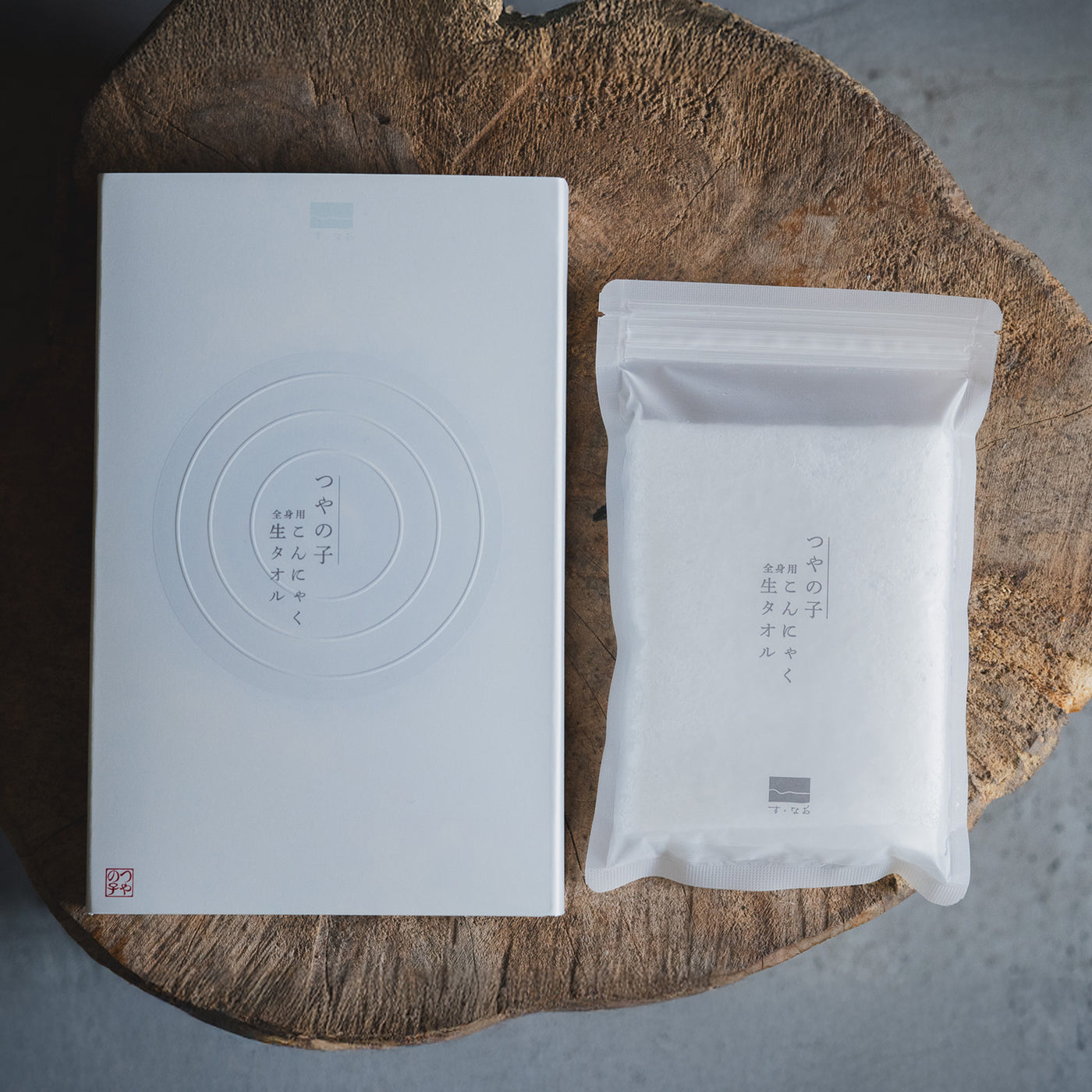 Su-Nao Tsuyano-ko konjac skincare towel